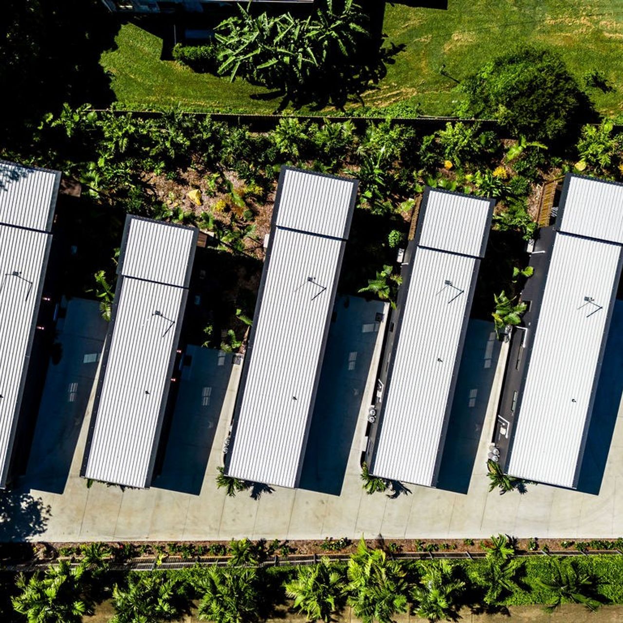 Airlie Bungalows Birds-Eye